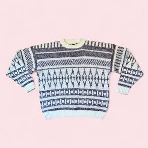 Vintage Purple and White Patterned Sweater